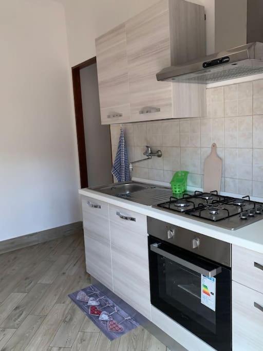 Bilocale A Due Passi Dal Porto E Dal Mare Apartment Lido di Ostia Ngoại thất bức ảnh